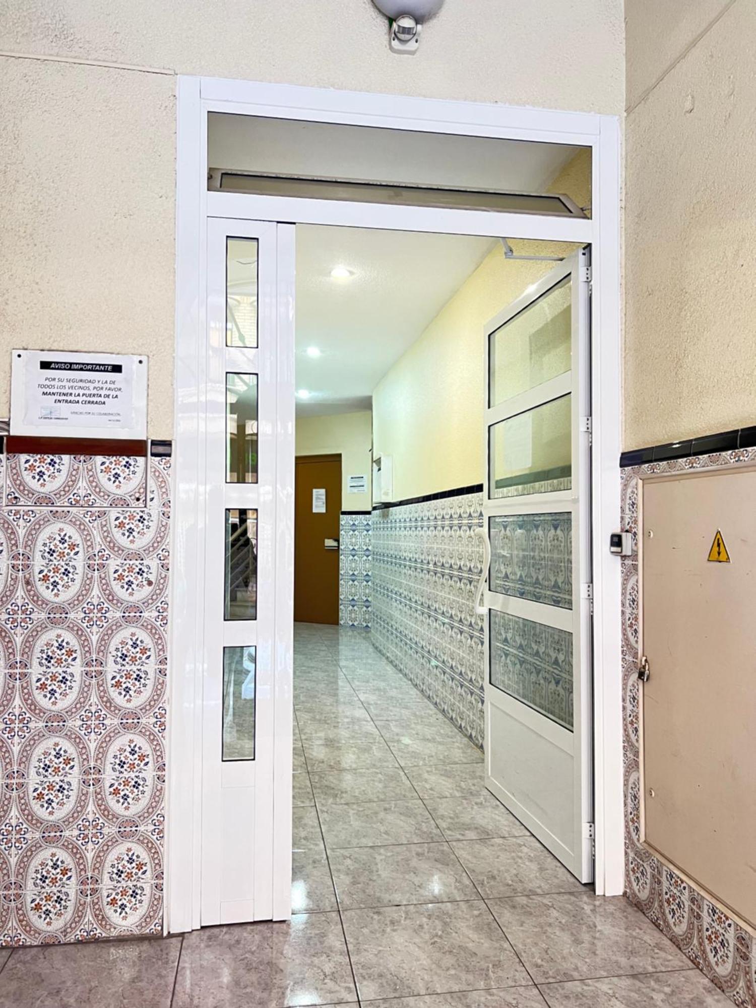 Renovated Cosy Studio 350 M Playa Del Cura, With Official Touristic License تورّيفيِخا المظهر الخارجي الصورة