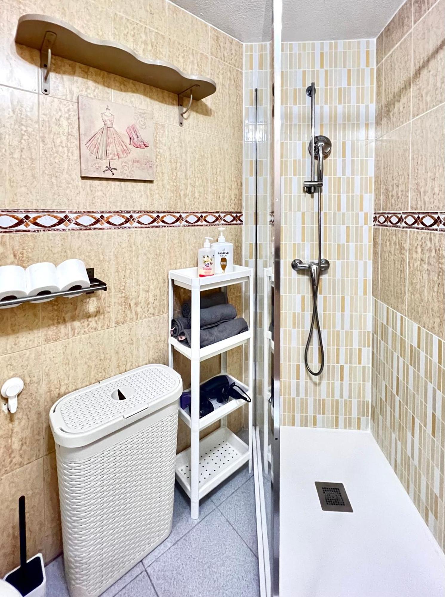 Renovated Cosy Studio 350 M Playa Del Cura, With Official Touristic License تورّيفيِخا المظهر الخارجي الصورة